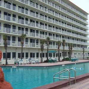 Apartment Getaway That's Fit For A Queen, Daytona Beach